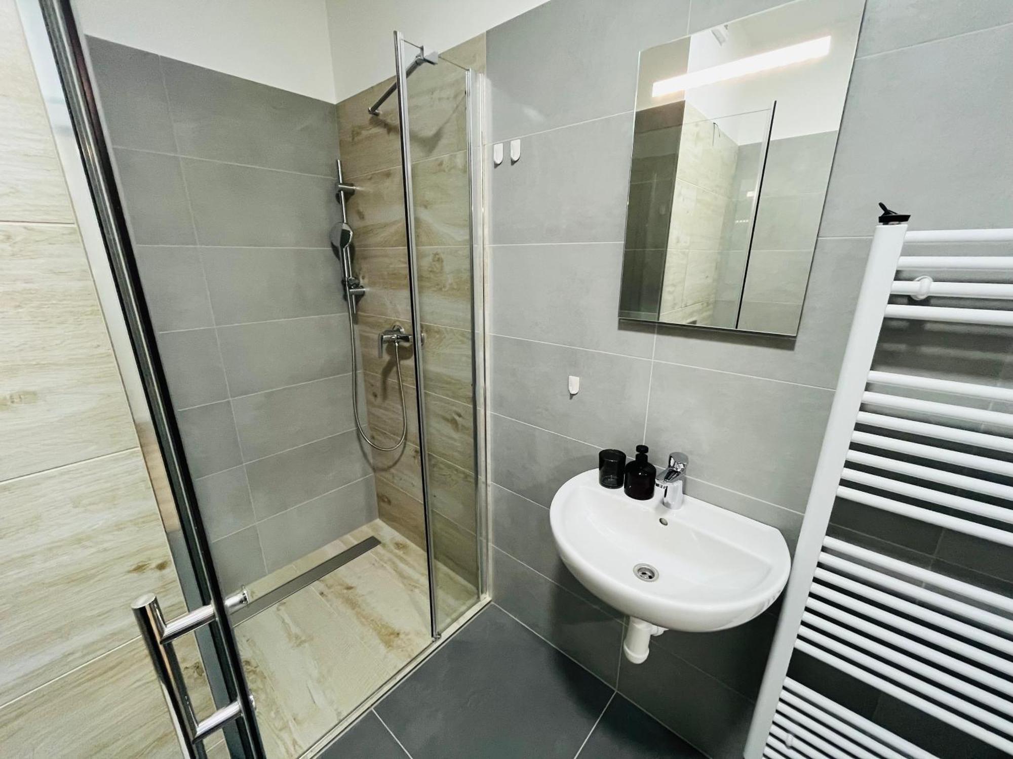 Apartman Urbanpark Trenčín Buitenkant foto