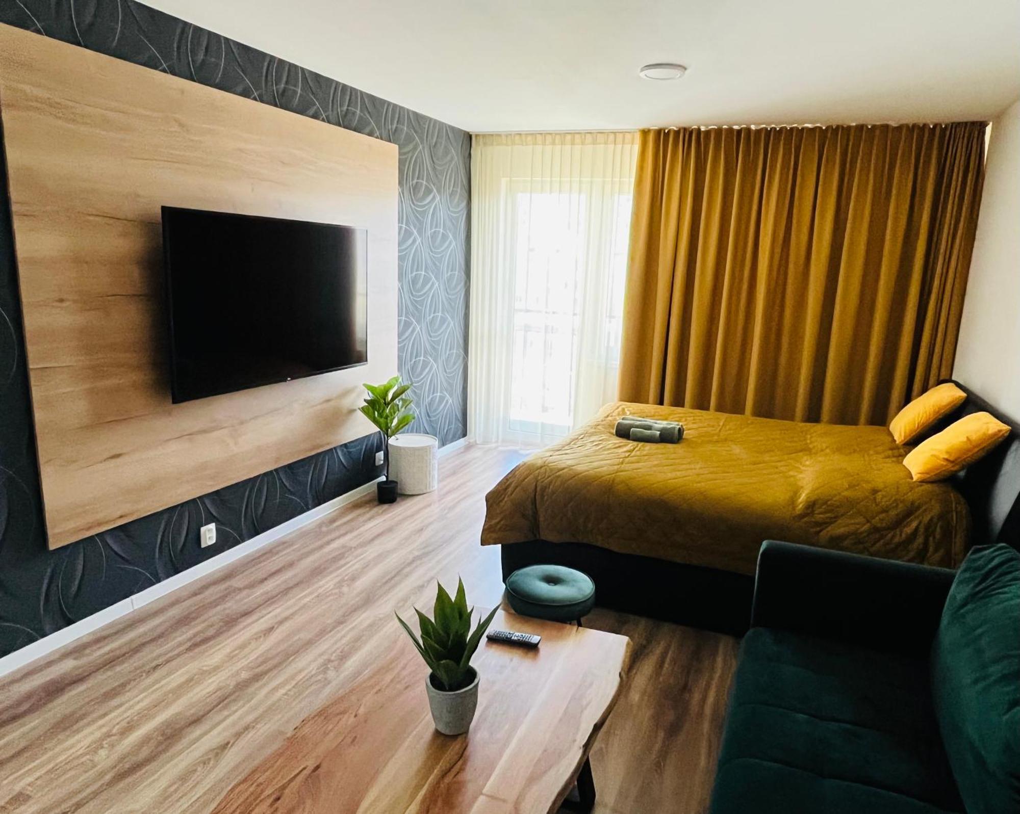 Apartman Urbanpark Trenčín Buitenkant foto
